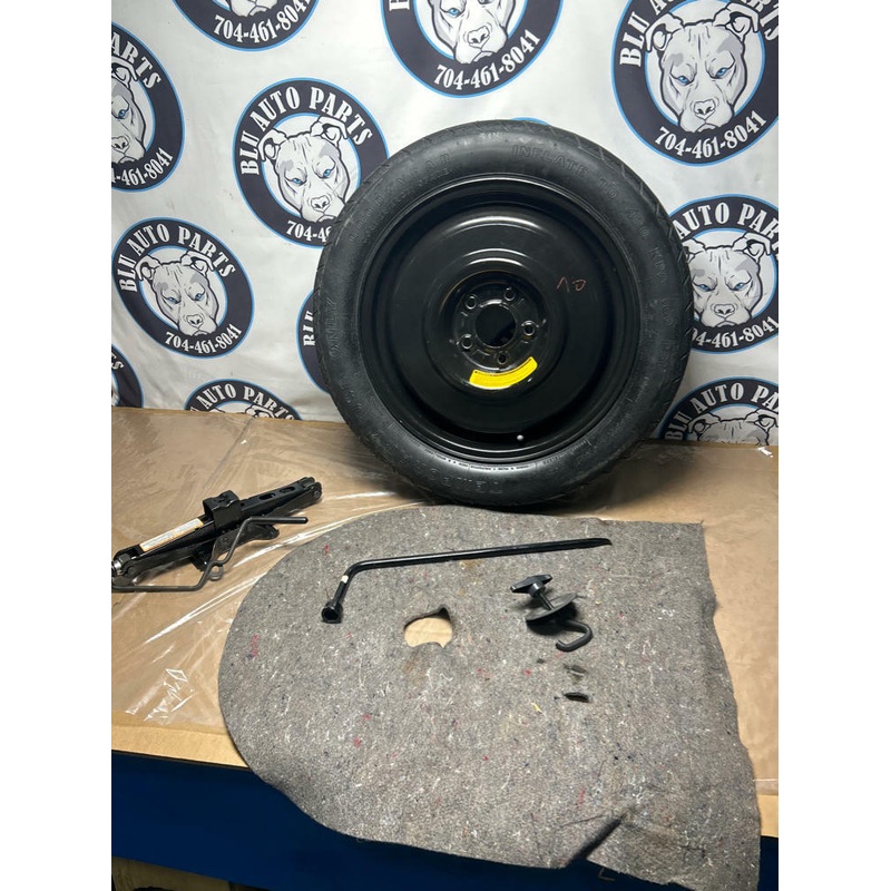 1994-04 Ford Mustang SVT Cobra Full Size Spare Kit 17″ OEM 235