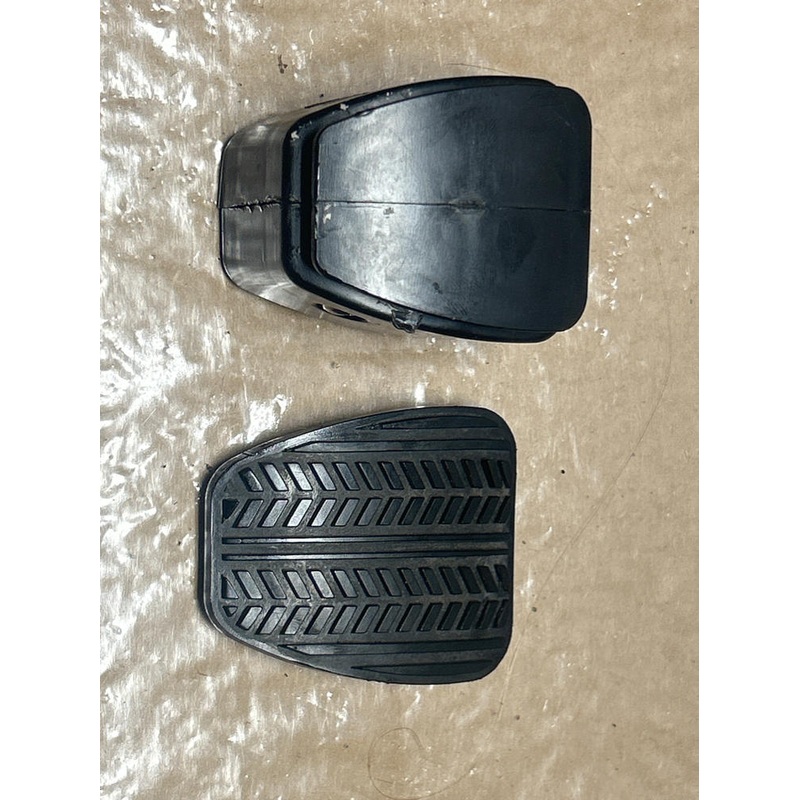 2003-04 Ford Mustang SVT Cobra Clutch Pedal Extender- OEM Rubber 235