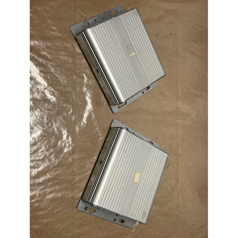 2003-04 Ford Mustang SVT Cobra Convertible Amps Pair 235