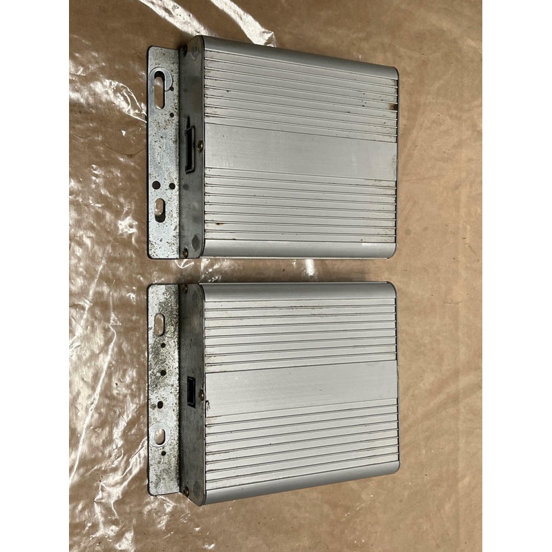 2003-04 Ford Mustang SVT Cobra Convertible Rear Amps Pair 252