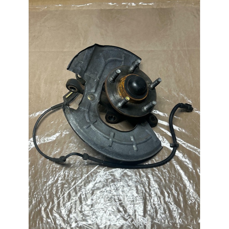 2003-04 Ford Mustang SVT Cobra Front Left Driver Spindle Assembly 235