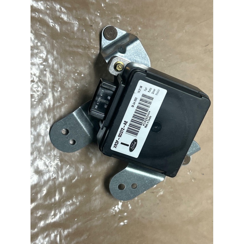 2003-04 Ford Mustang SVT Cobra Fuel Pump Driver Module 235