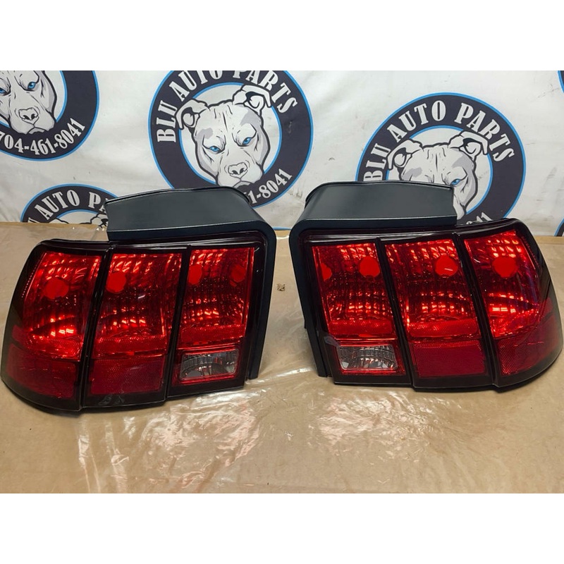 2003-04 Ford Mustang SVT Cobra Tail Lights Pair LH RH OEM 235