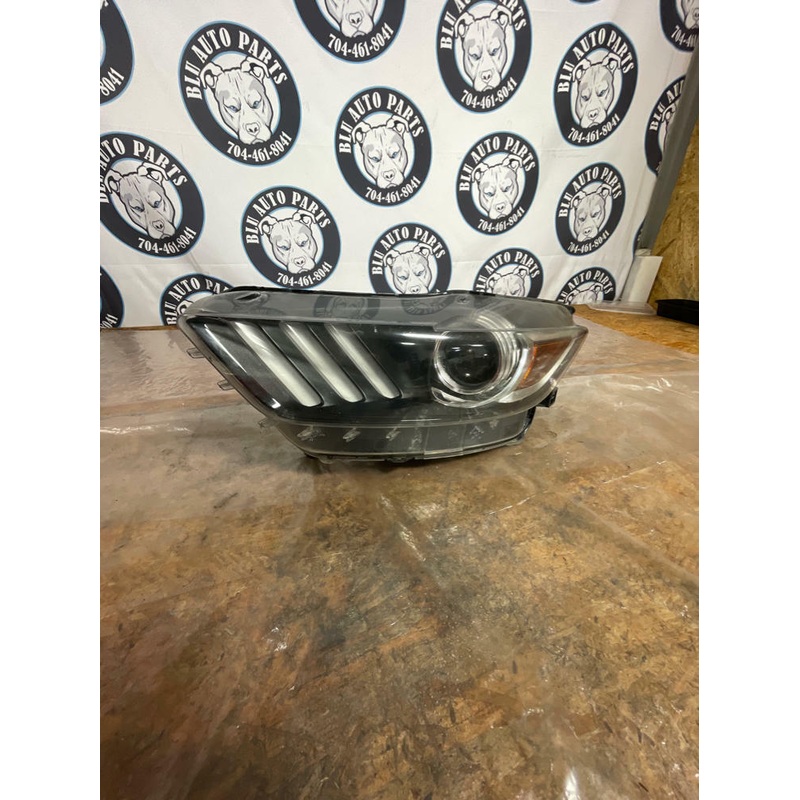 2018-23 Ford Mustang GT 5.0 ECO Boost RH Passenger Headlight 223