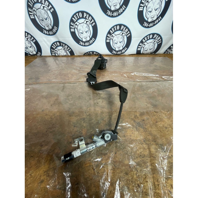 2018-23 Ford Mustang GT 5.0 Front LH Seat Belt 223
