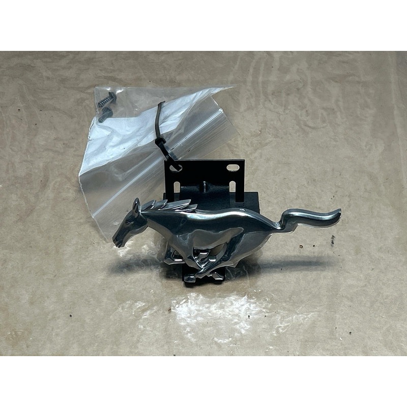 1999-01 SVT Cobra Running Pony Grille Emblem- w/ Mounting Bracket 234
