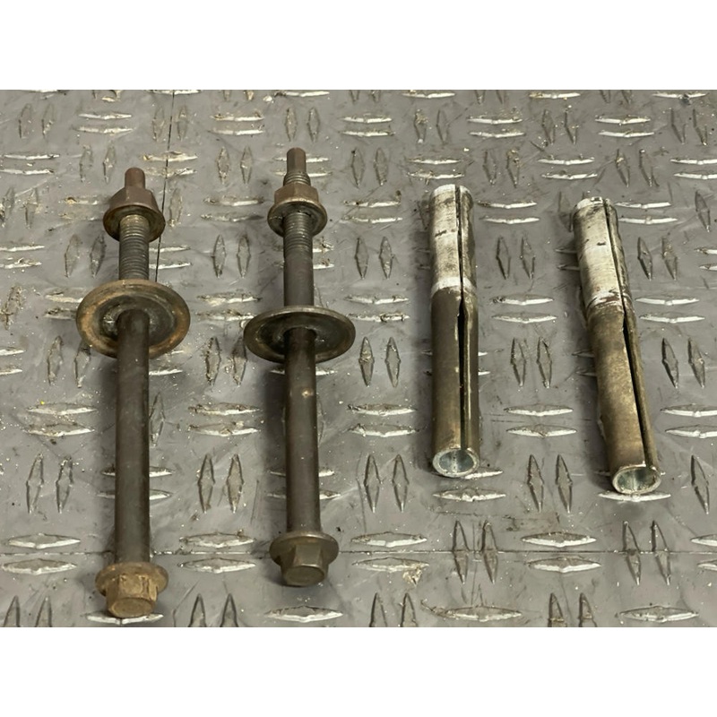 2003-04 Ford Mustang SVT Cobra OEM Steering Rack Mounting Hardware 272