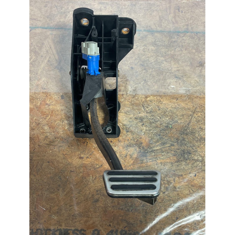 2011-14 Ford Mustang GT 5.0  6R80 Brake Pedal Assembly 231