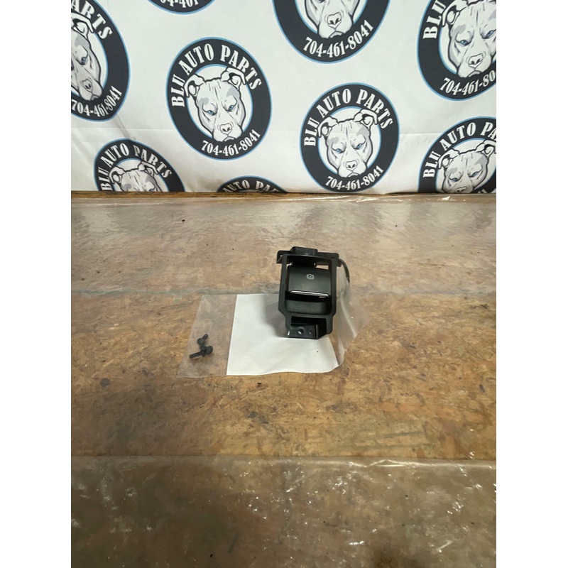 2024+ Ford Mustang GT Parking Brake Release 250