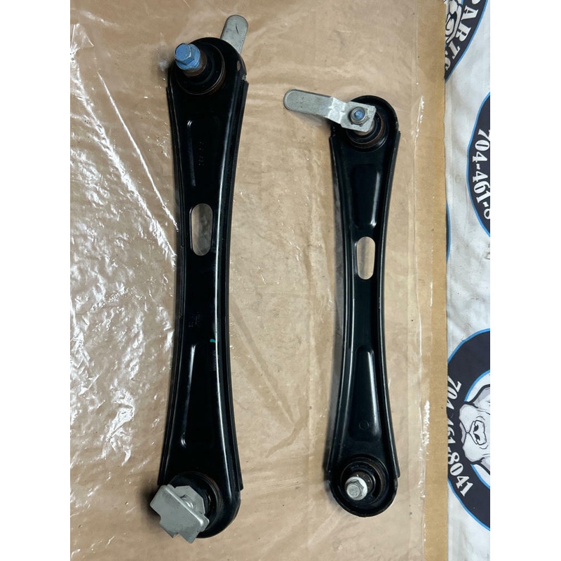 2013-14 Ford Mustang GT 8.8 Rear Lower Control Arms Pair LH RH 232