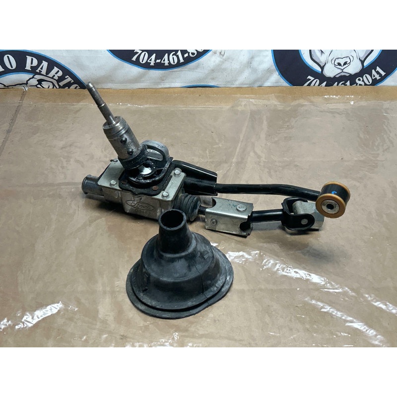 2013-14 Ford Mustang GT MT82  Coyote Shifter 6 Speed OEM 232