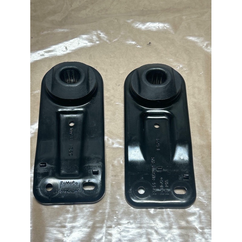 2013-14 Ford Mustang Radiator Brackets Pair 232
