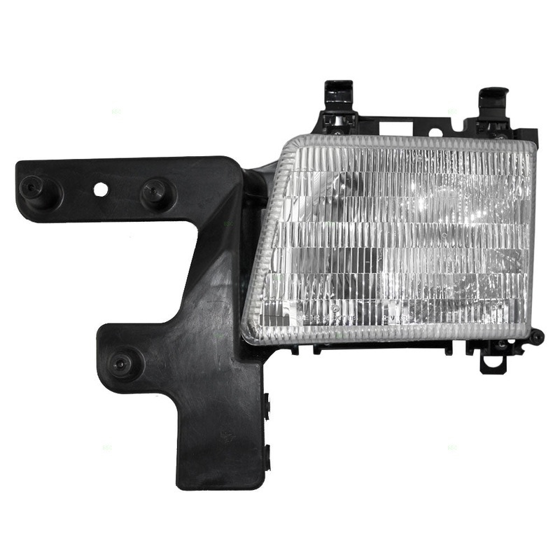 Brock Replacement Driver Headlight Compatible with 1998-2003 1500 2500 3500 Van 55076525AC